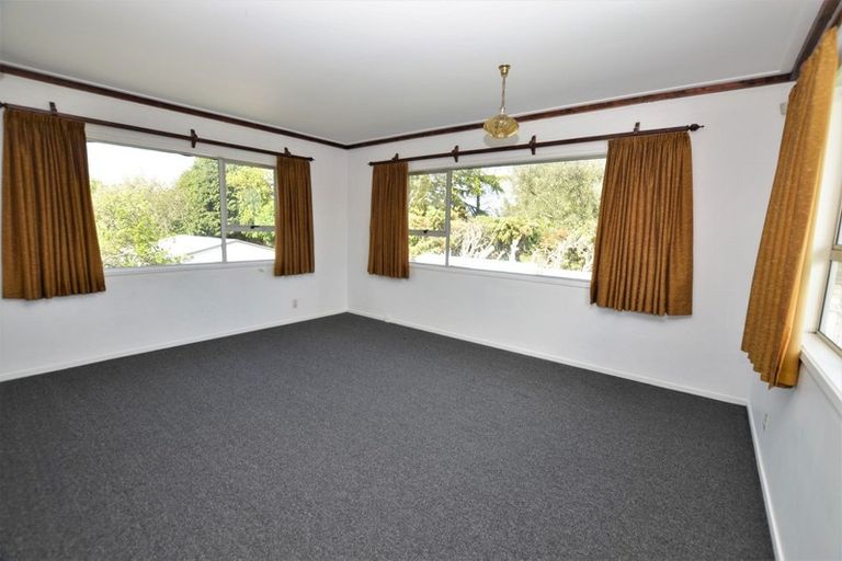 Photo of property in 5b Kotare Street, Hilltop, Taupo, 3330