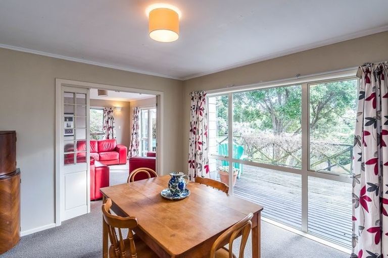 Photo of property in 39 Tennis Court Road, Raumati South, Paraparaumu, 5032