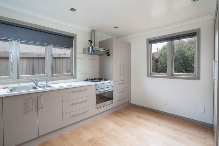 Photo of property in 77 Rokino Road, Hilltop, Taupo, 3330