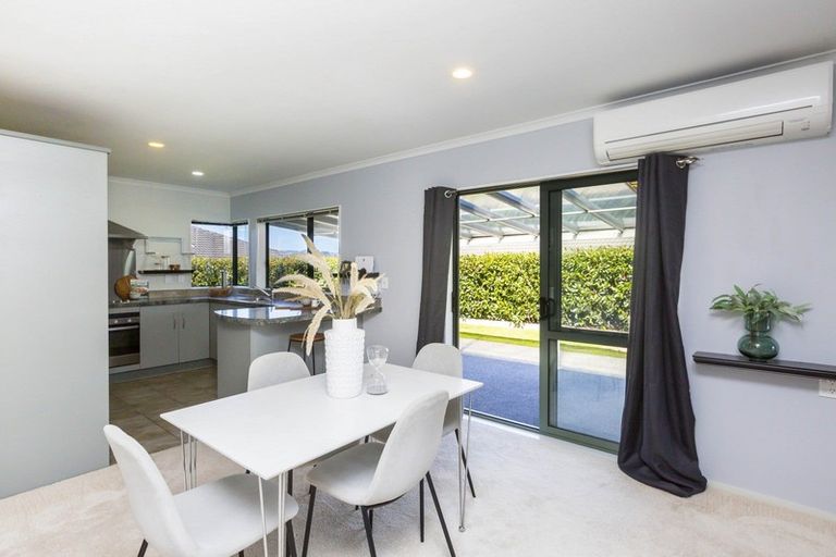 Photo of property in 12 Percy Kinsman Crescent, Riverstone Terraces, Upper Hutt, 5018