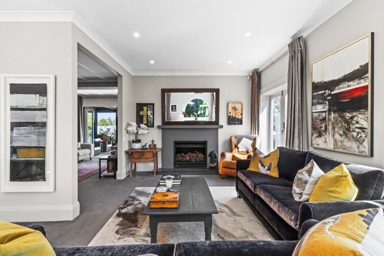 Photo of property in 2 Greenwood Road, Havelock North, 4130