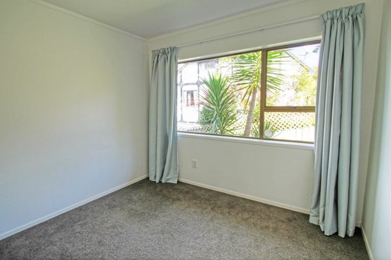 Photo of property in 84 Porritt Avenue, Chatswood, Auckland, 0626