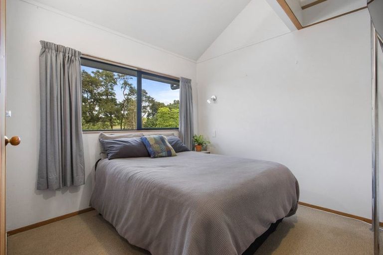 Photo of property in 28 Owen Place, Omokoroa, 3114
