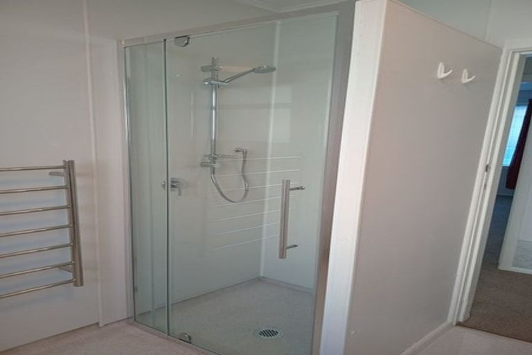 Photo of property in 2/26 Frederick Street, Waltham, Christchurch, 8011