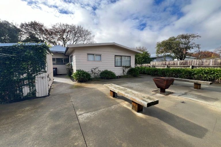 Photo of property in 30 Ada Street, Hokowhitu, Palmerston North, 4410