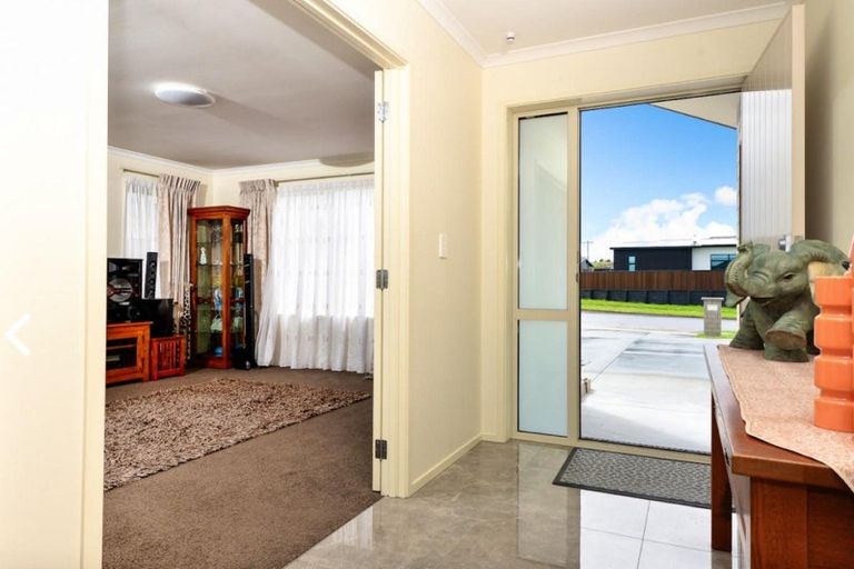 Photo of property in 26 Glaisdale Crescent, Flagstaff, Hamilton, 3210