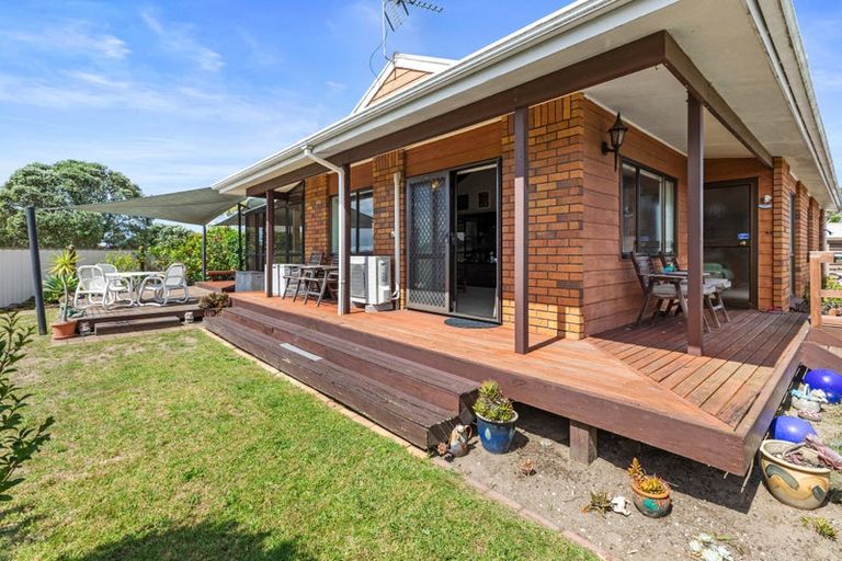 Photo of property in 10 Marwood Place, Mount Maunganui, 3116