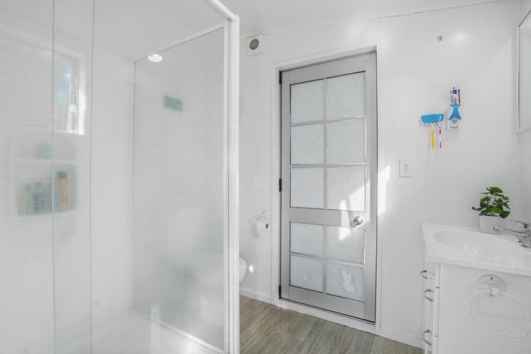 Photo of property in 1 Camellia Place, Hamilton Lake, Hamilton, 3204