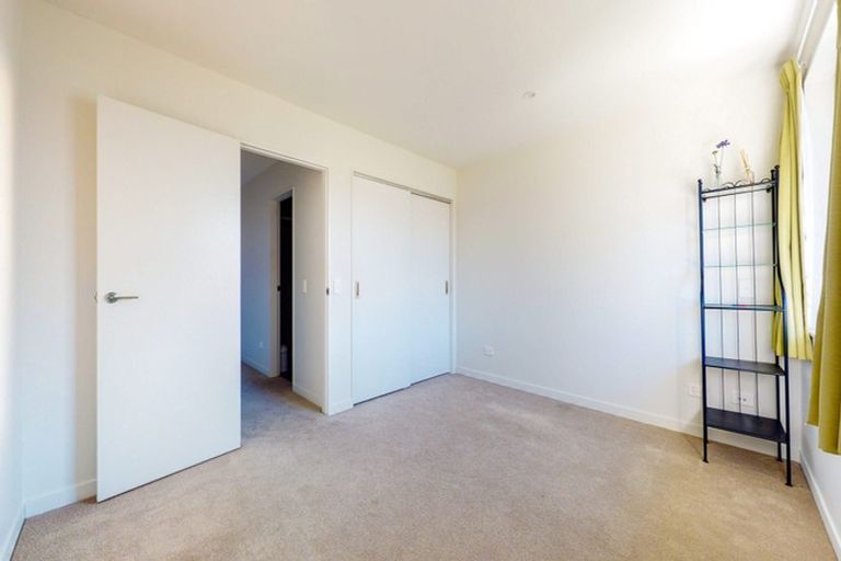Photo of property in 15/2 Stone Street, Miramar, Wellington, 6022