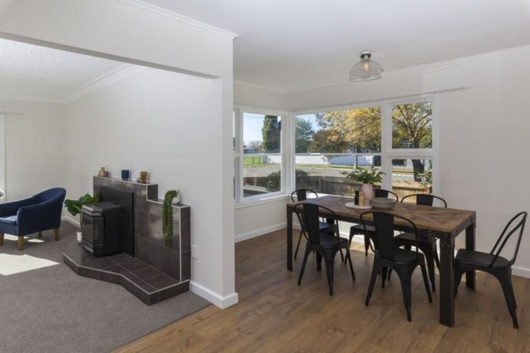 Photo of property in 45 Emlyn Place, Avondale, Christchurch, 8061