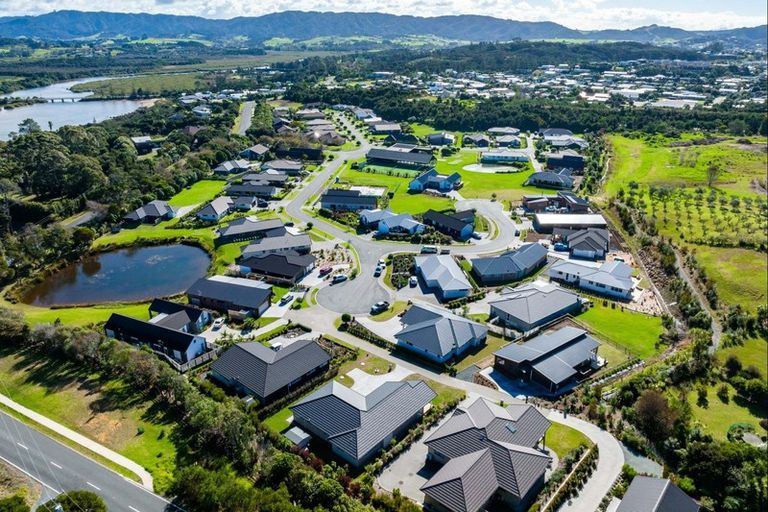 Photo of property in 32 Park Rise, Mangawhai Heads, Mangawhai, 0505