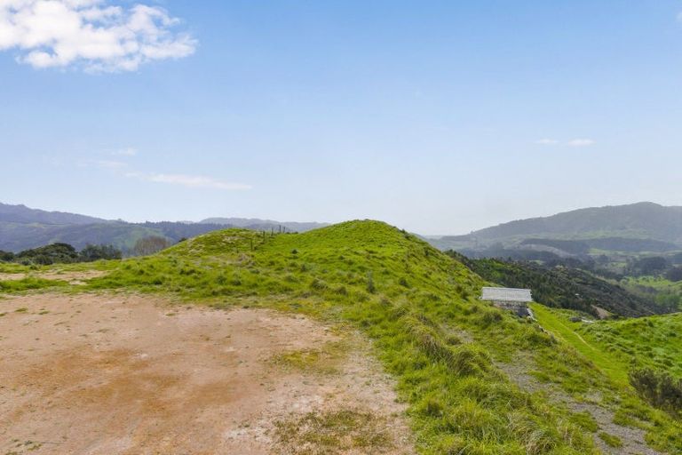 Photo of property in 385 Akatarawa Road, Reikorangi, 5391