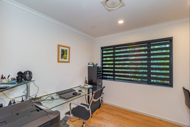 Photo of property in 28 Wallace Loop Road, Koputaroa, Levin, 5571