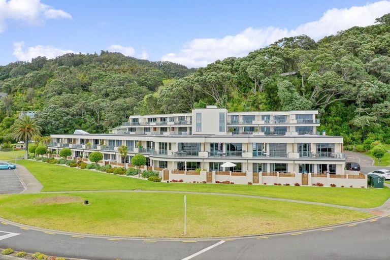 Photo of property in Beachpoint Apartments, 2/5 West End Road, Ohope, 3121