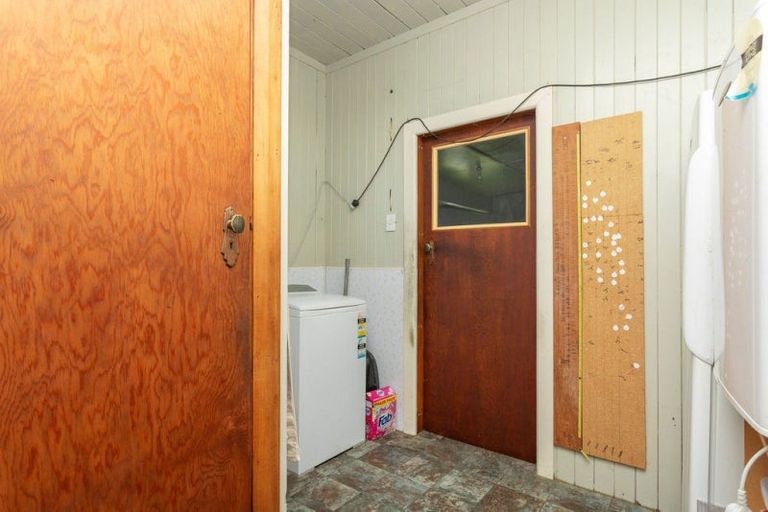 Photo of property in 22 Hunter Street, Dannevirke, 4930