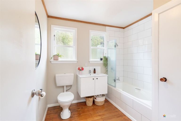 Photo of property in 19 Newcombe Street, Naenae, Lower Hutt, 5011