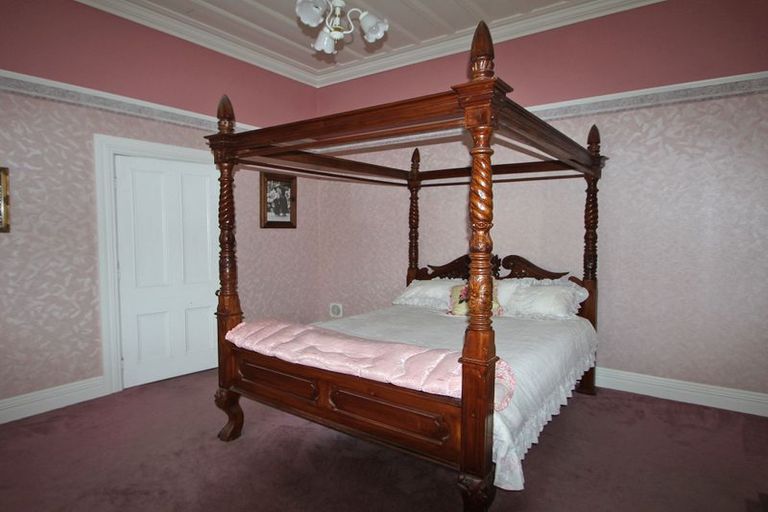 Photo of property in 18 Wansbeck Street, South Hill, Oamaru, 9400