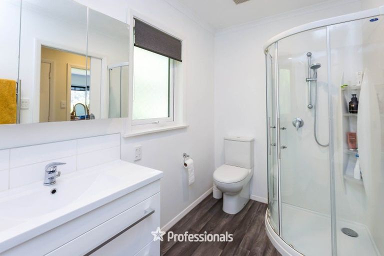 Photo of property in 37 Sunbrae Drive, Silverstream, Upper Hutt, 5019