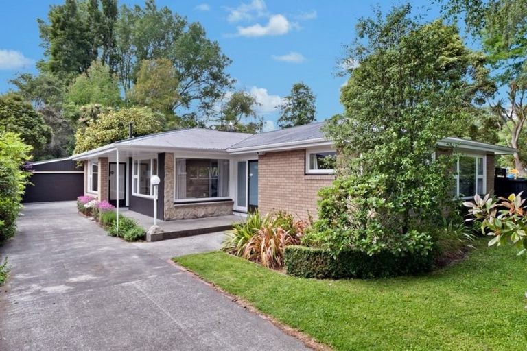 Photo of property in 13 Holliss Avenue, Cashmere, Christchurch, 8022
