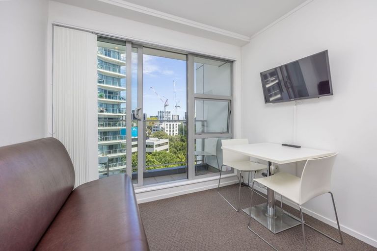 Photo of property in The Volt Apartments, 1025/430 Queen Street, Auckland Central, Auckland, 1010
