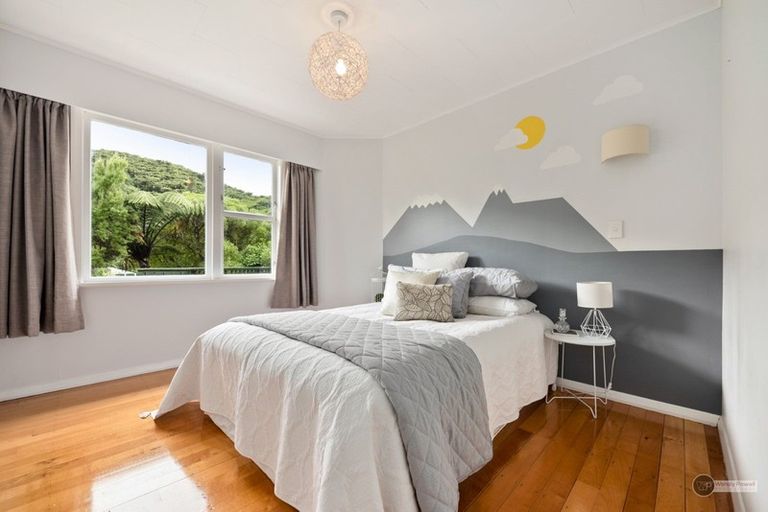 Photo of property in 34 Foster Crescent, Belmont, Lower Hutt, 5010