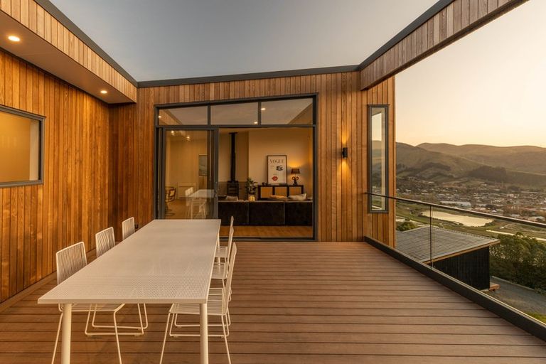 Photo of property in 134 Cannon Hill Crescent, Mount Pleasant, Christchurch, 8081