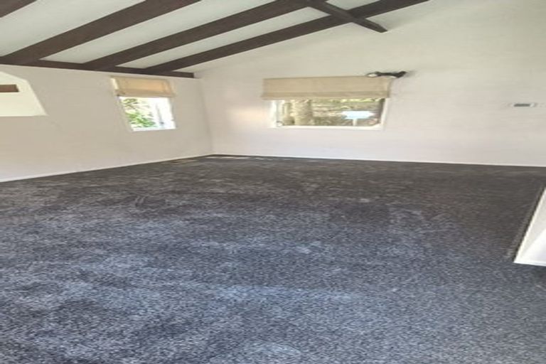 Photo of property in 148 Nicholson Road, Khandallah, Wellington, 6035