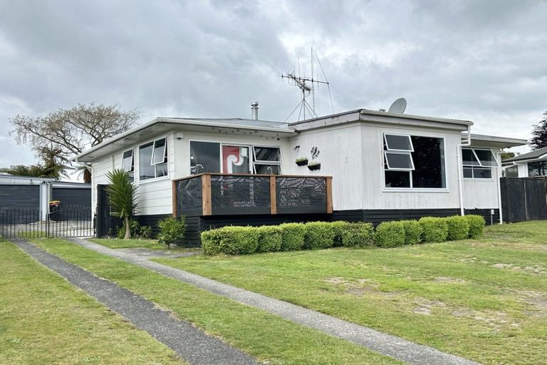 Photo of property in 13 Aotea Crescent, Tokoroa, 3420