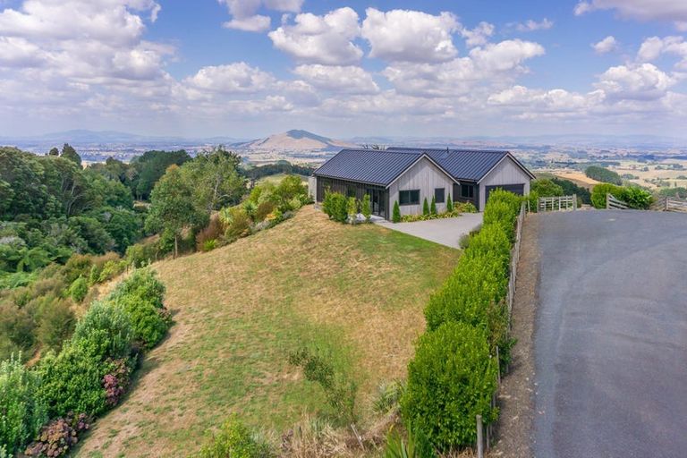 Photo of property in 33 Tiwarawara Lane, Puketotara, Te Awamutu, 3876