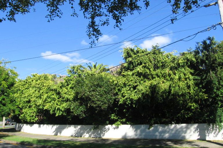 Photo of property in 20 Weka Grove, Elderslea, Upper Hutt, 5018