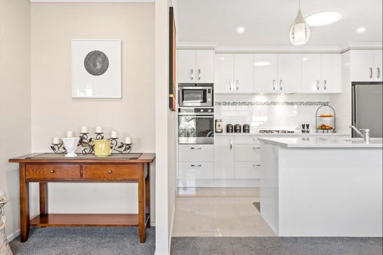 Photo of property in 20 Kokihi Lane, Snells Beach, 0920