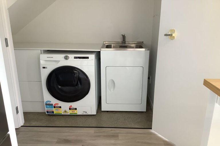 Photo of property in 437b Jackson Street, Petone, Lower Hutt, 5012