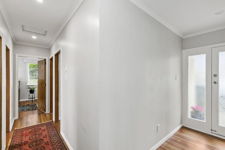 Photo of property in 12 Raroa Place, Pukerua Bay, 5026