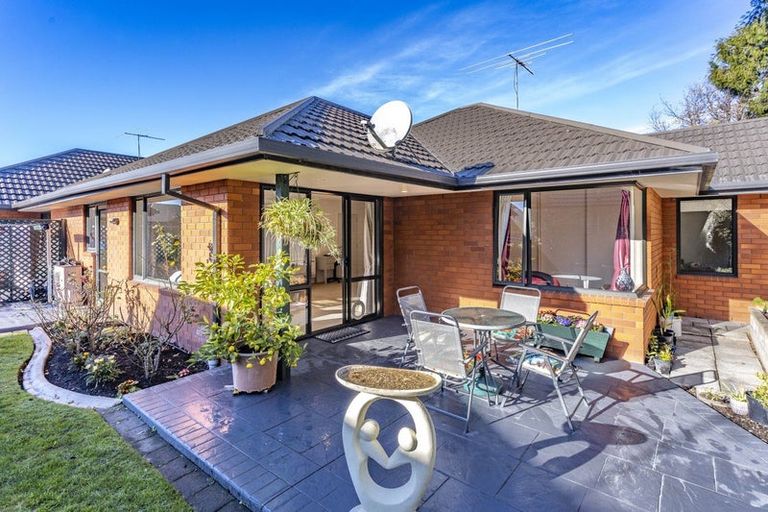 Photo of property in 17o Matawai Close, Rangiora, 7400