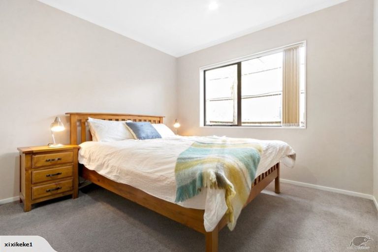 Photo of property in 17 Sapperton Drive, Henderson, Auckland, 0612