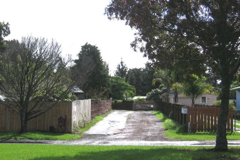 Photo of property in 60 Universal Drive, Henderson, Auckland, 0610