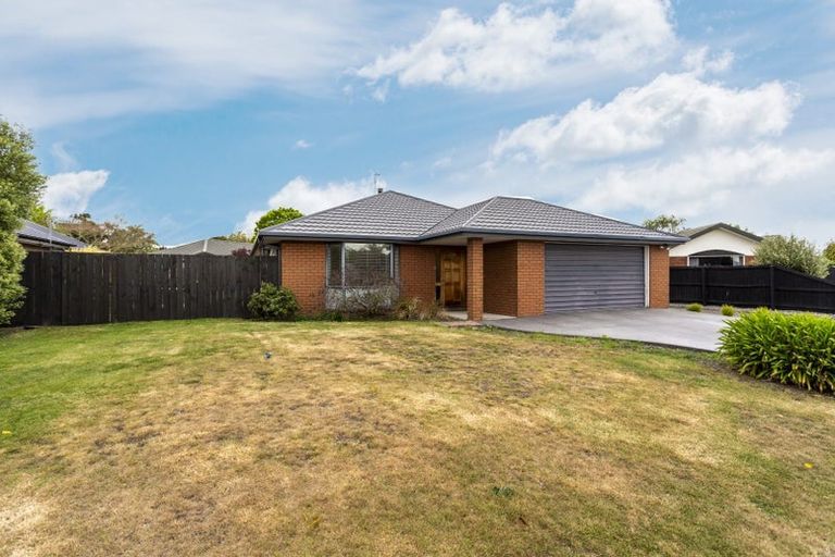 Photo of property in 35 Broadhaven Avenue, Parklands, Christchurch, 8083
