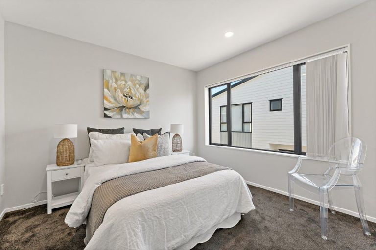 Photo of property in 24b Poinsettia Place, Henderson, Auckland, 0610