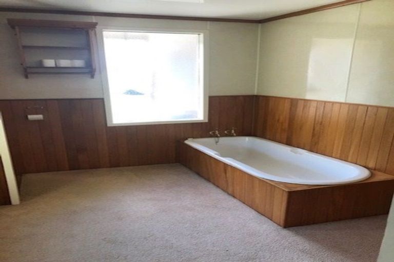 Photo of property in 1 Waimea Road, Nelson South, Nelson, 7010