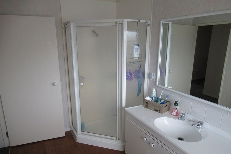 Photo of property in 133 Langdale Avenue, Paraparaumu, 5032