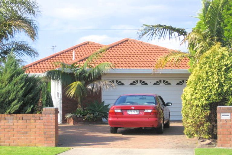 Photo of property in 6 Azalea Dell, Mount Maunganui, 3116