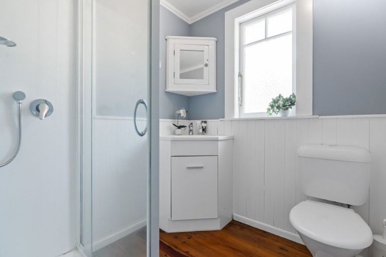 Photo of property in 41 Hillsborough Road, Hillsborough, Auckland, 1042