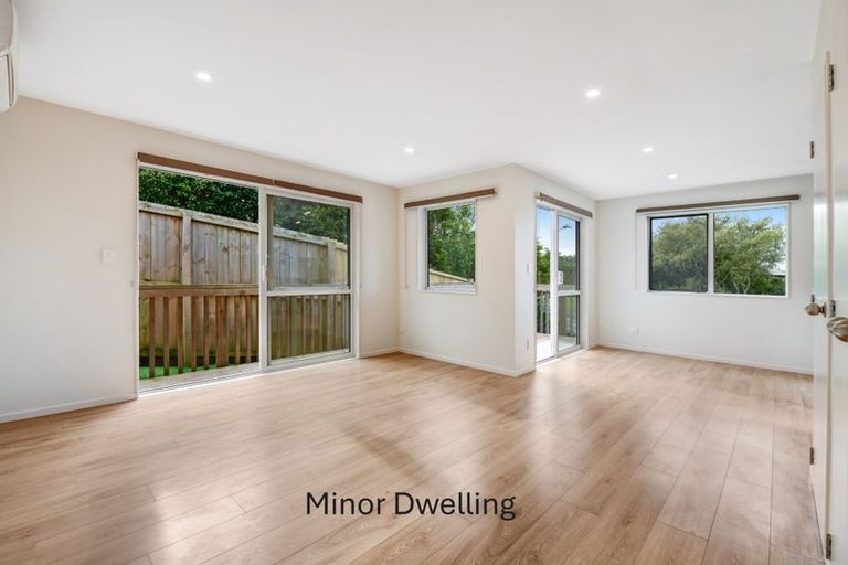 Photo of property in 47 Amorino Drive, Red Beach, 0932