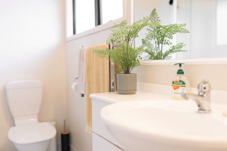 Photo of property in 15 Birchwood Close, Prebbleton, 7604