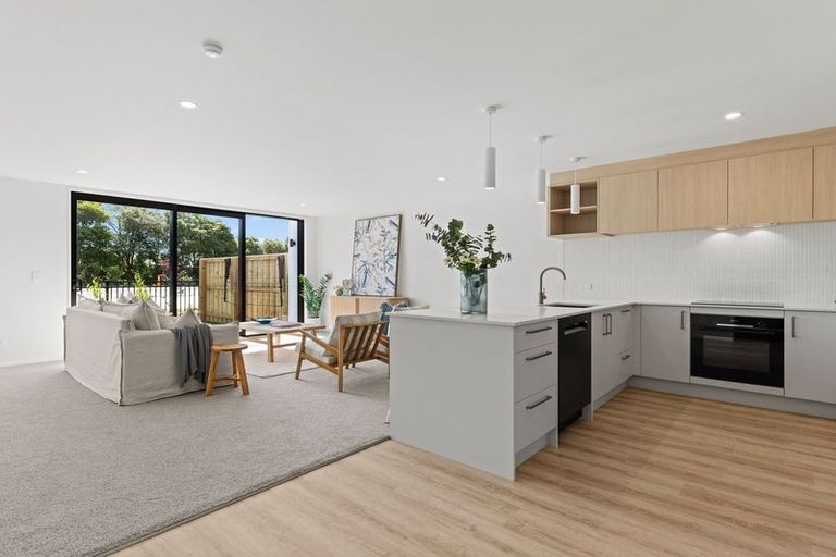 Photo of property in 27 Eccles Place, Halswell, 8025