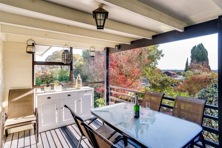 Photo of property in 42 Simla Avenue, Havelock North, 4130