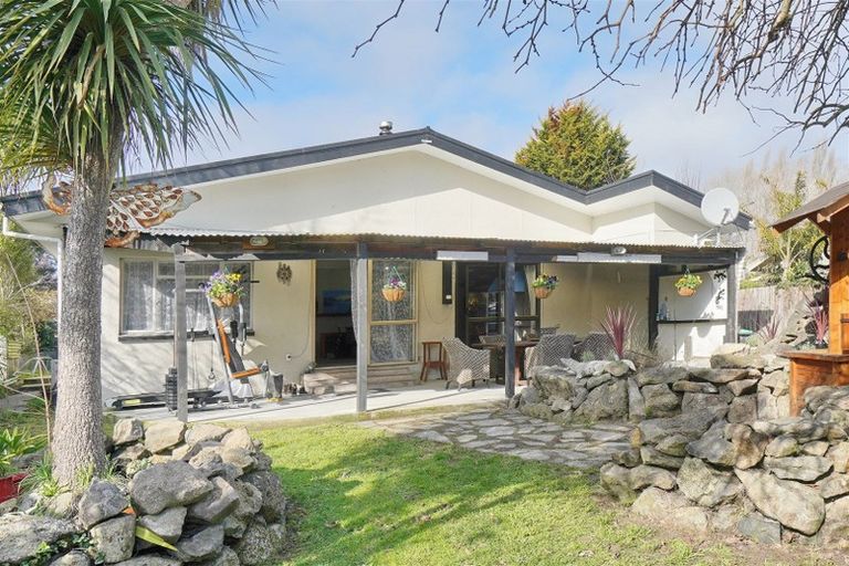 Photo of property in 133 Kainga Road, Kainga, Christchurch, 8083