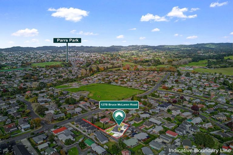 Photo of property in 127b Bruce Mclaren Road, Henderson, Auckland, 0612