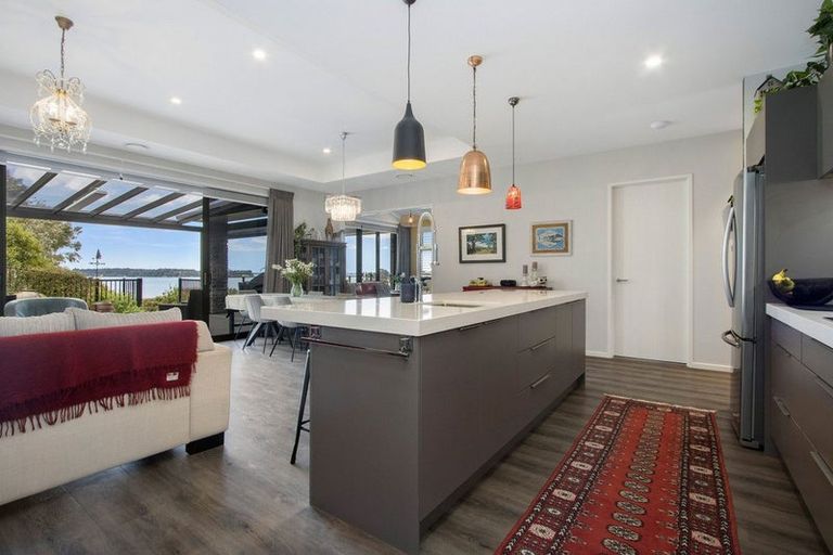 Photo of property in 49 Lakeside Terrace, Omokoroa, 3114