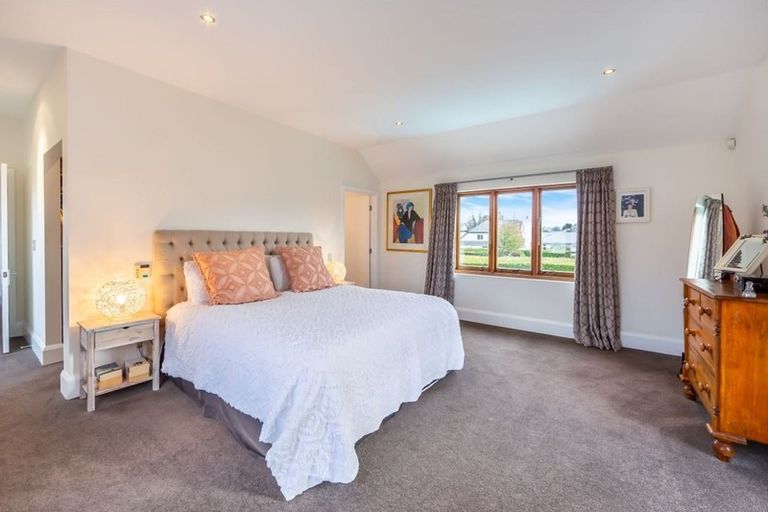 Photo of property in 27 Wroxton Terrace, Merivale, Christchurch, 8014